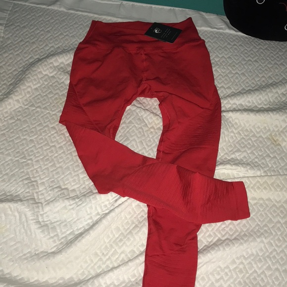 Alphalete revival leggings - Picture 1 of 4